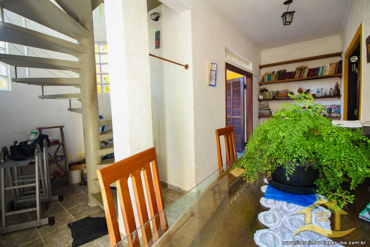Casa no bairro Guaraú, Lado Praia