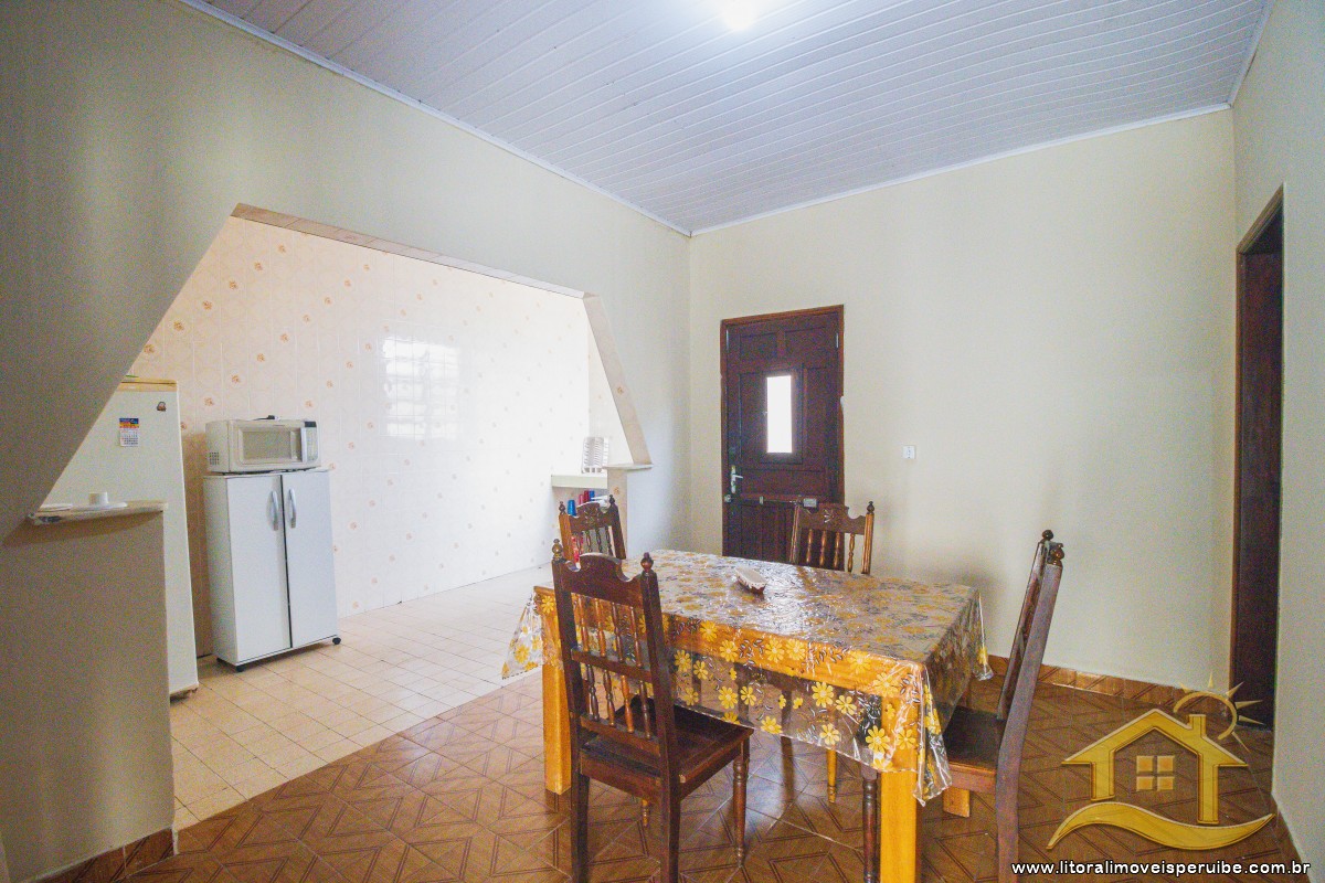 Casa no bairro Centro, Lado Linha