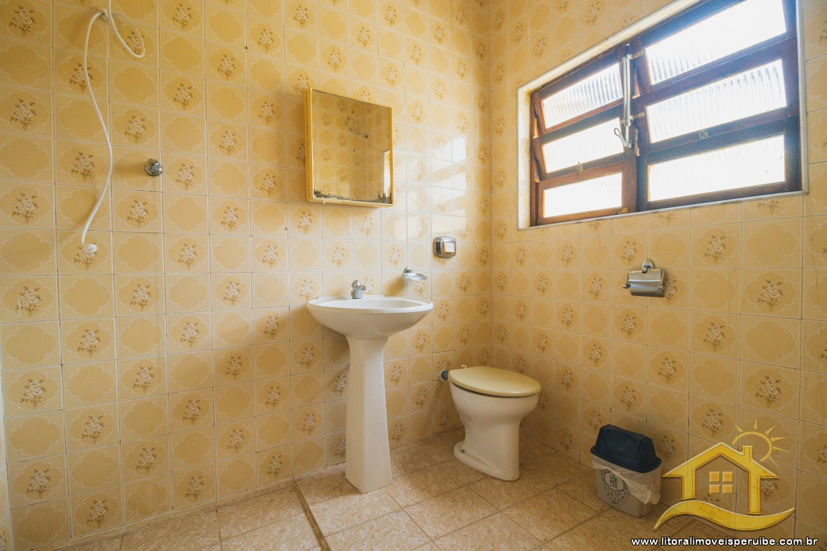 Casa no bairro Centro, Lado Linha