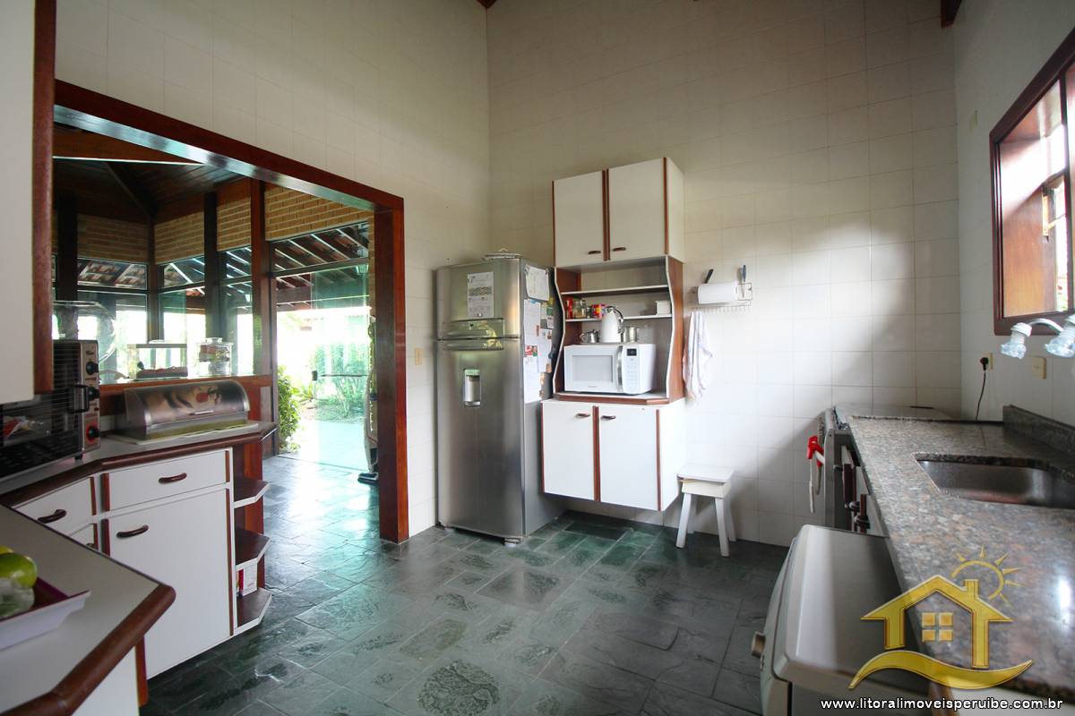 Casa no bairro Bougainvillée III, Lado Linha