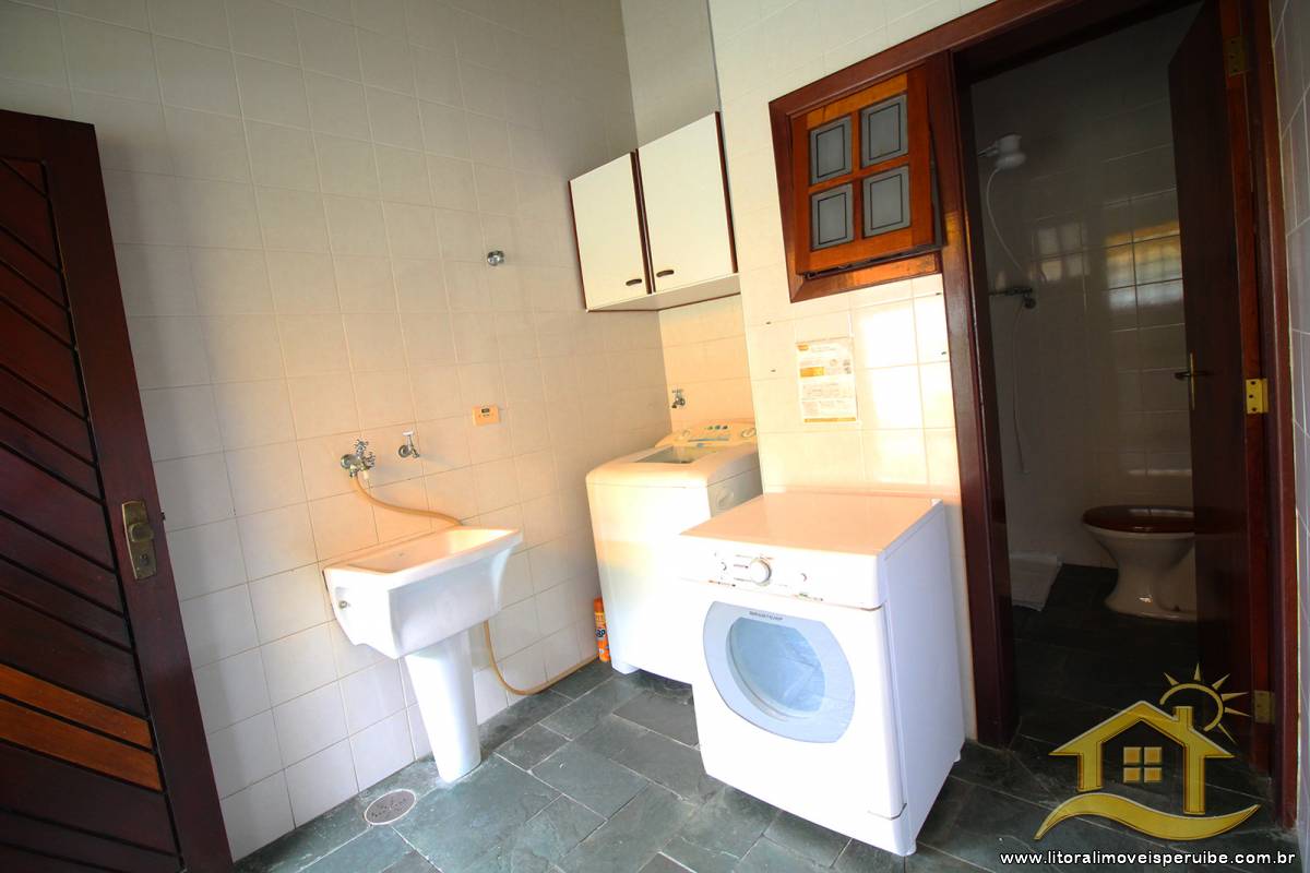 Casa no bairro Bougainvillée III, Lado Linha