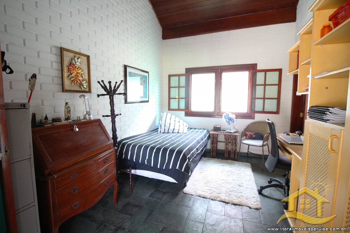 Casa no bairro Bougainvillée III, Lado Linha