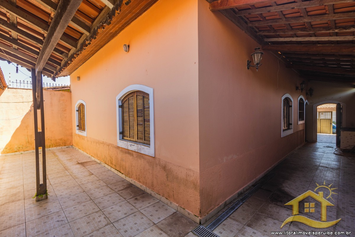 Casa no bairro Oásis, Lado Linha