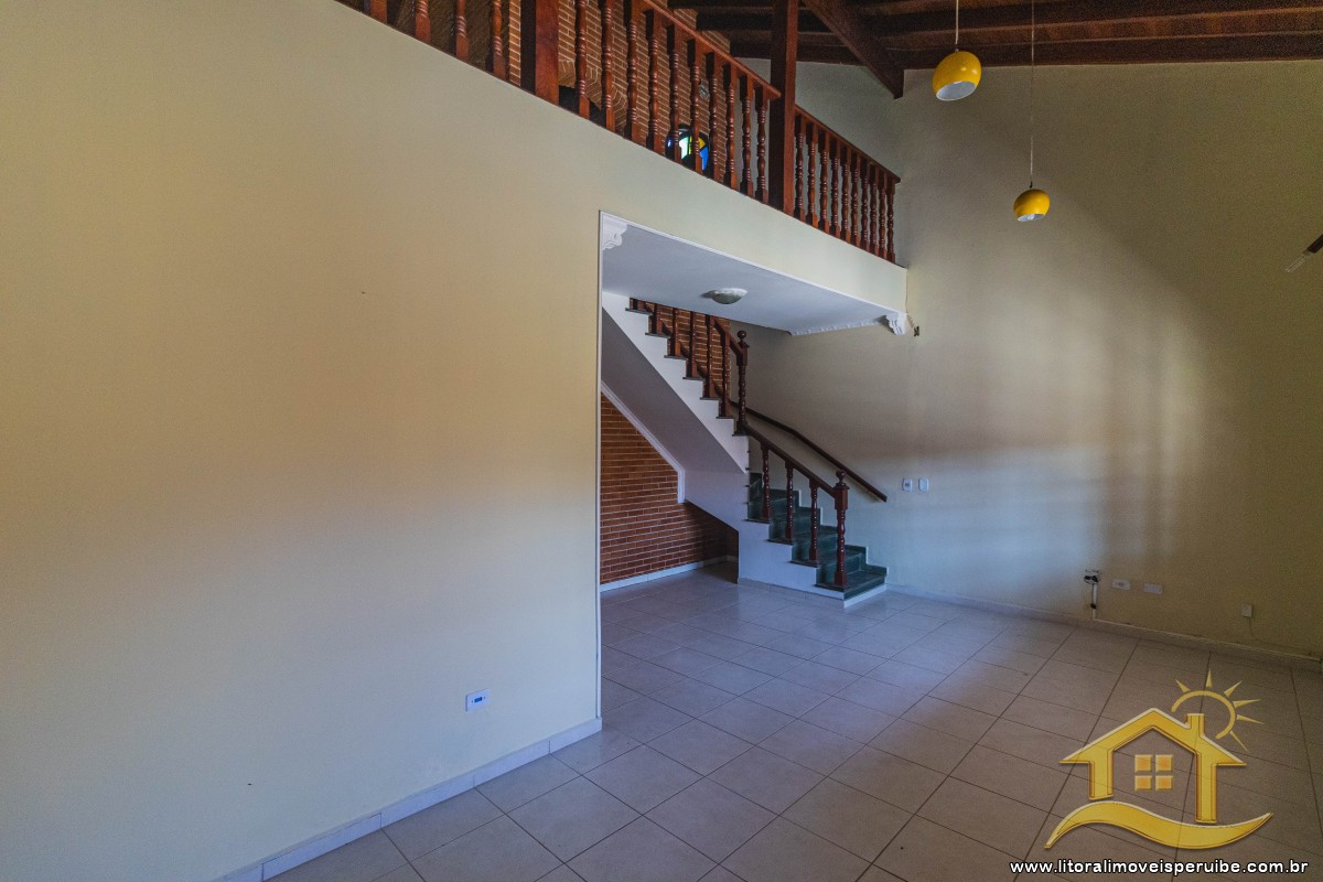 Casa no bairro Oásis, Lado Linha