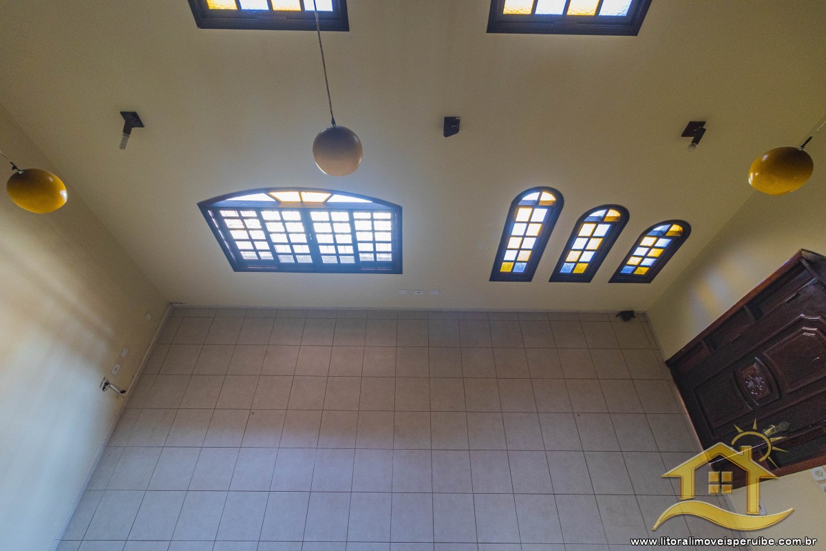 Casa no bairro Oásis, Lado Linha
