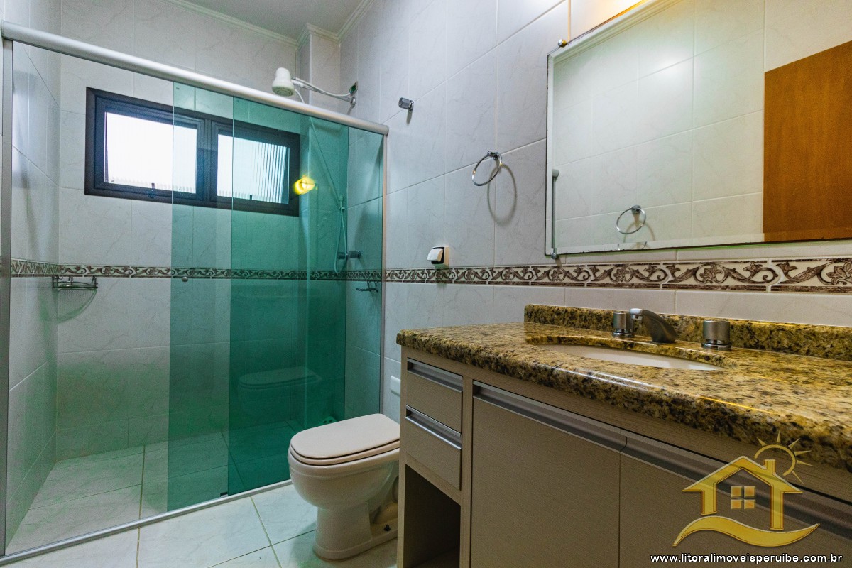 Casa no bairro Bougainvillée II, Lado Linha