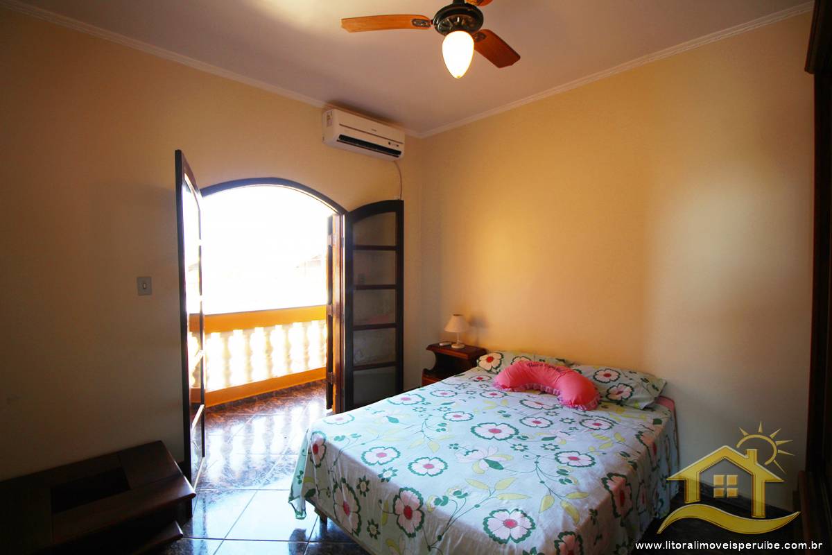 Casa no bairro Belmira Novaes, Lado Praia