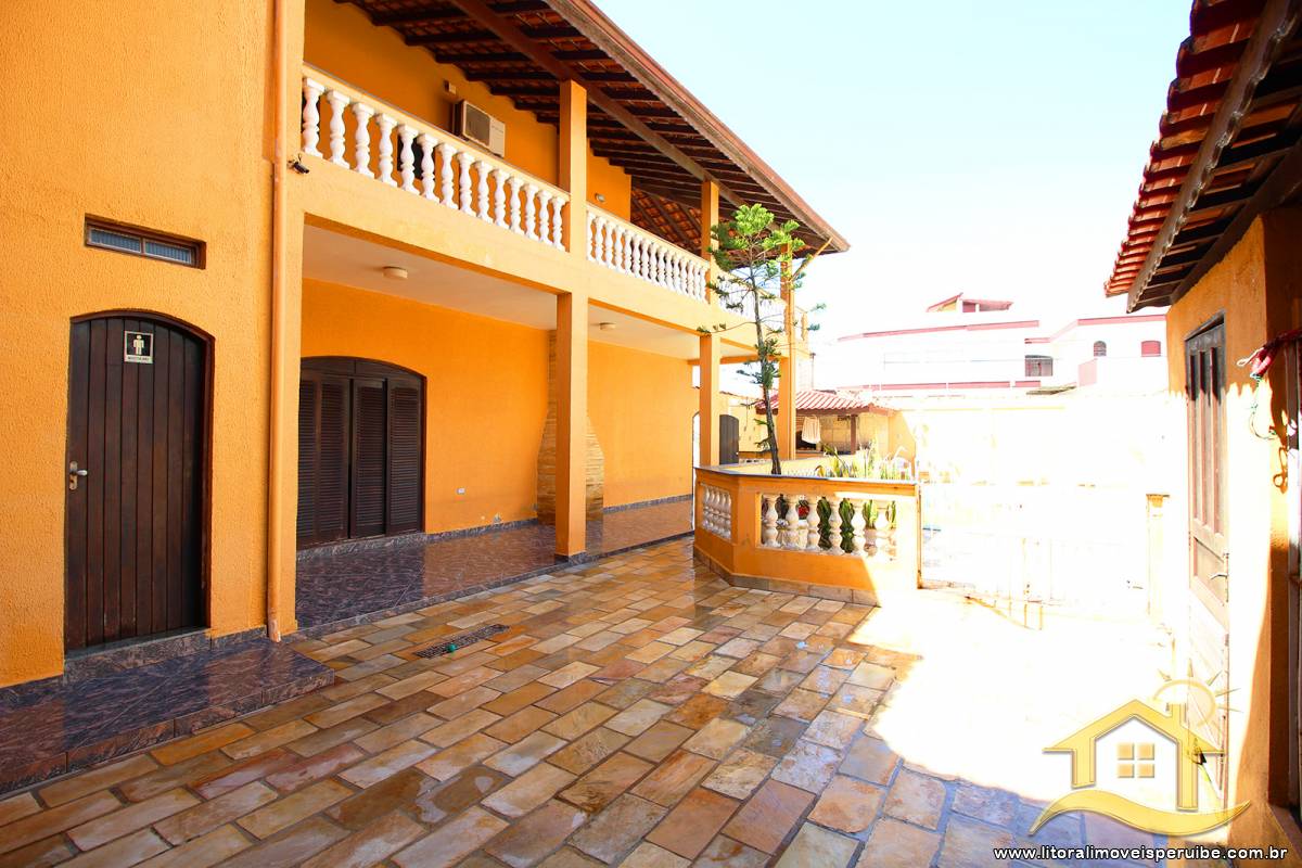 Casa no bairro Belmira Novaes, Lado Praia