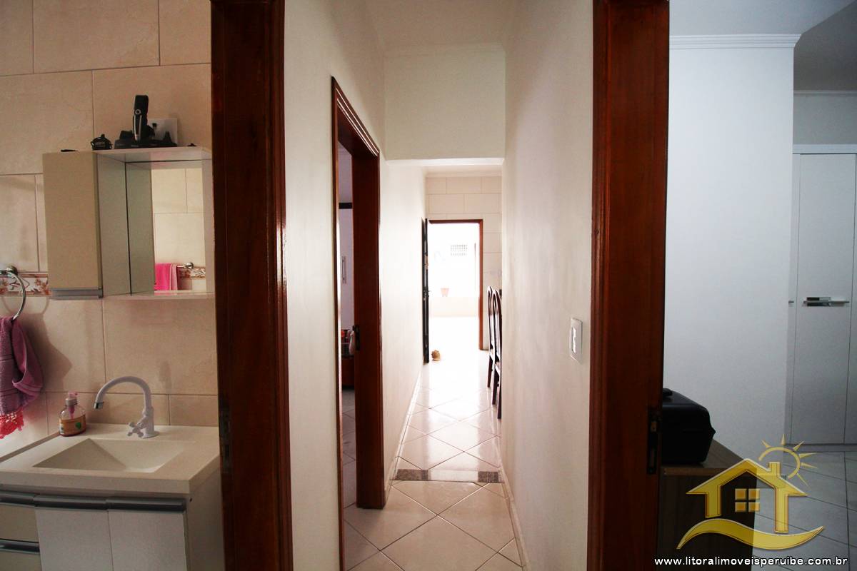 Casa no bairro Centro, Lado Linha