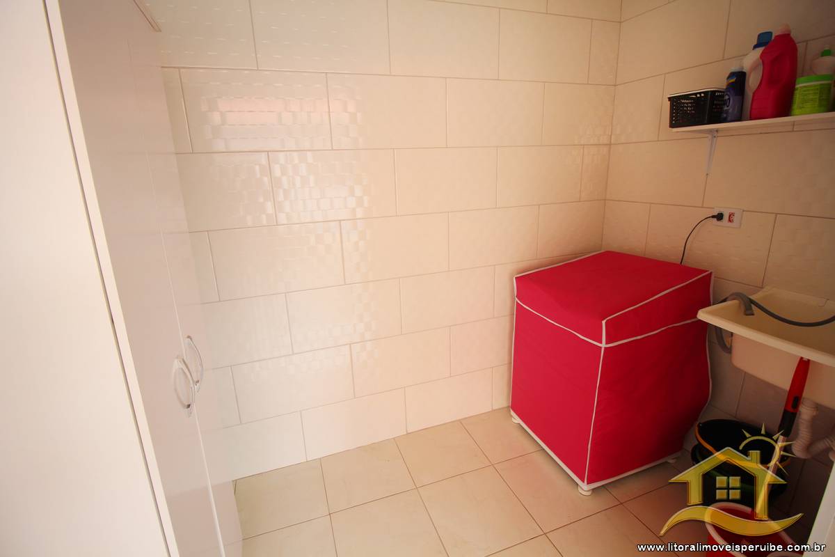 Casa no bairro Centro, Lado Linha
