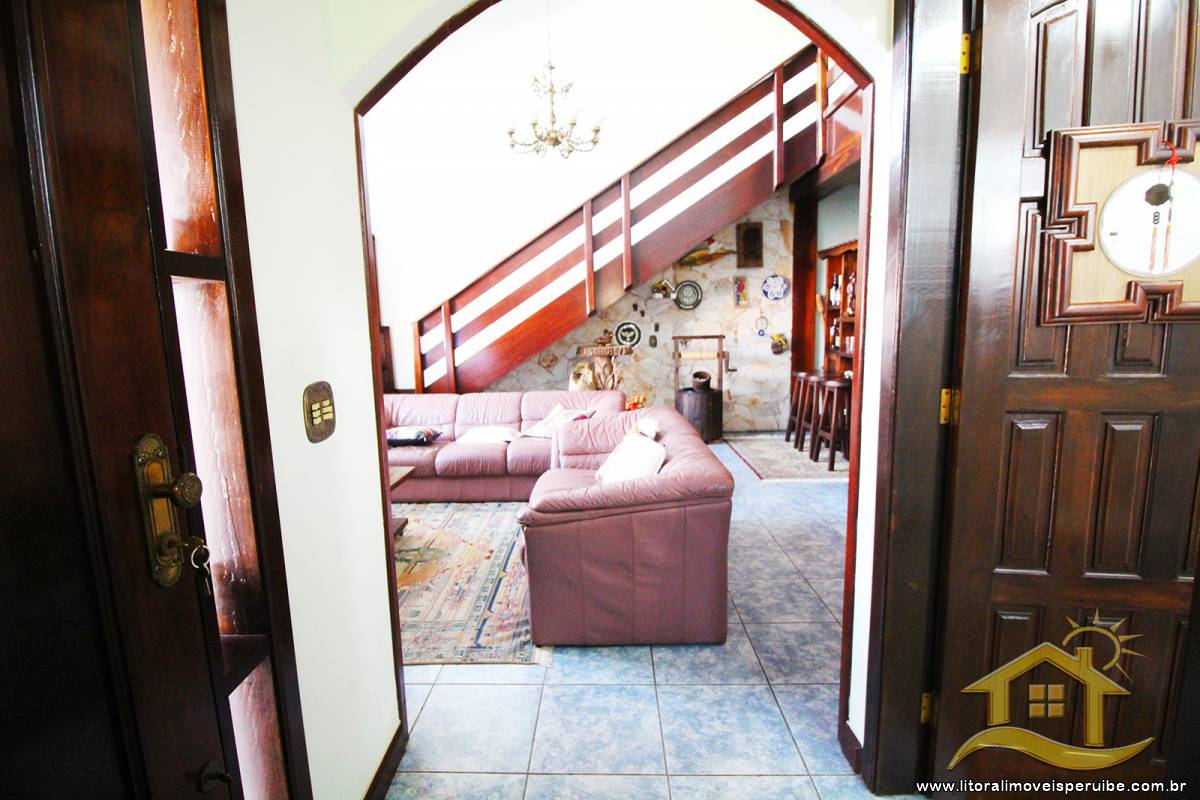 Casa no bairro Centro, Lado Linha