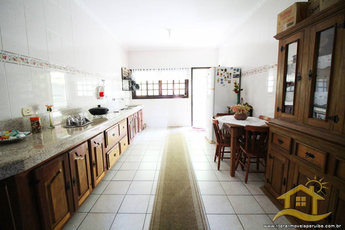 Casa no bairro Centro, Lado Linha