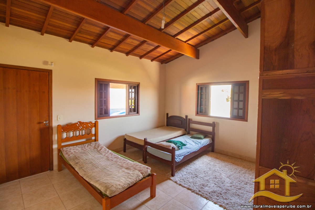 Casa no bairro São José, Lado Linha