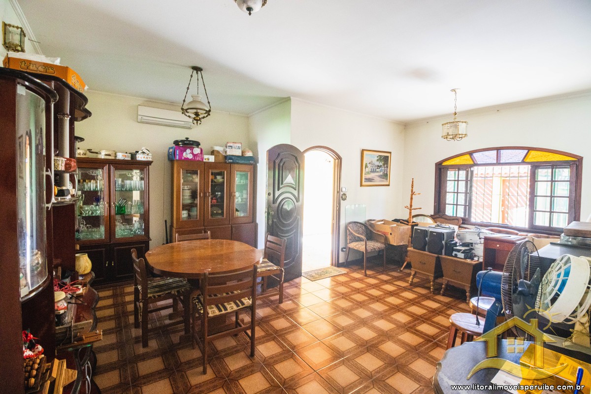 Casa no bairro Ribamar, Lado Linha