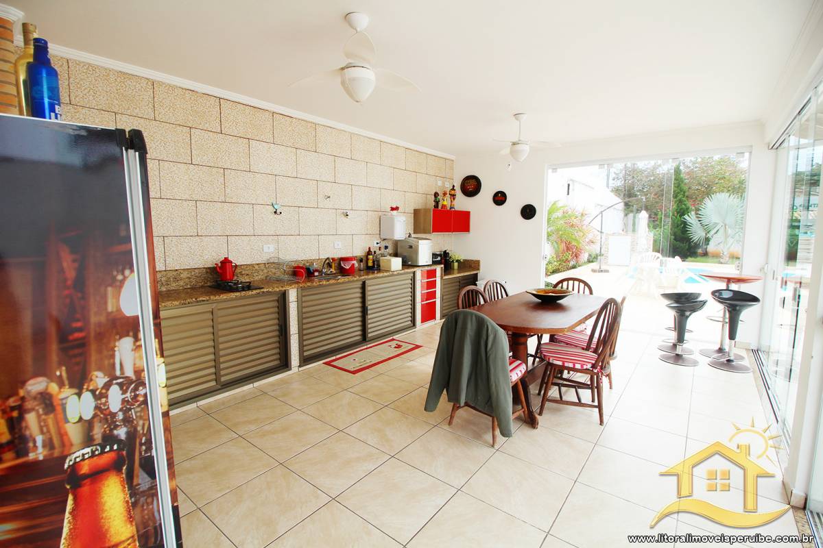 Casa no bairro Centro, Lado Linha