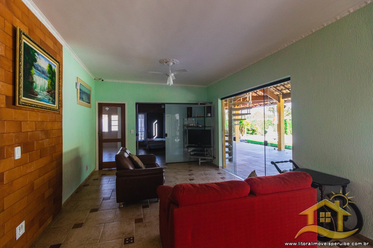 Casa no bairro Oásis, Lado Linha