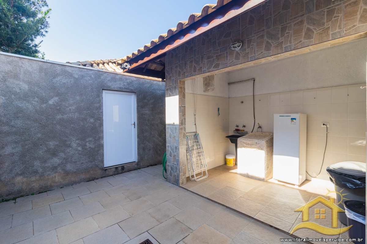 Casa no bairro Oásis, Lado Linha