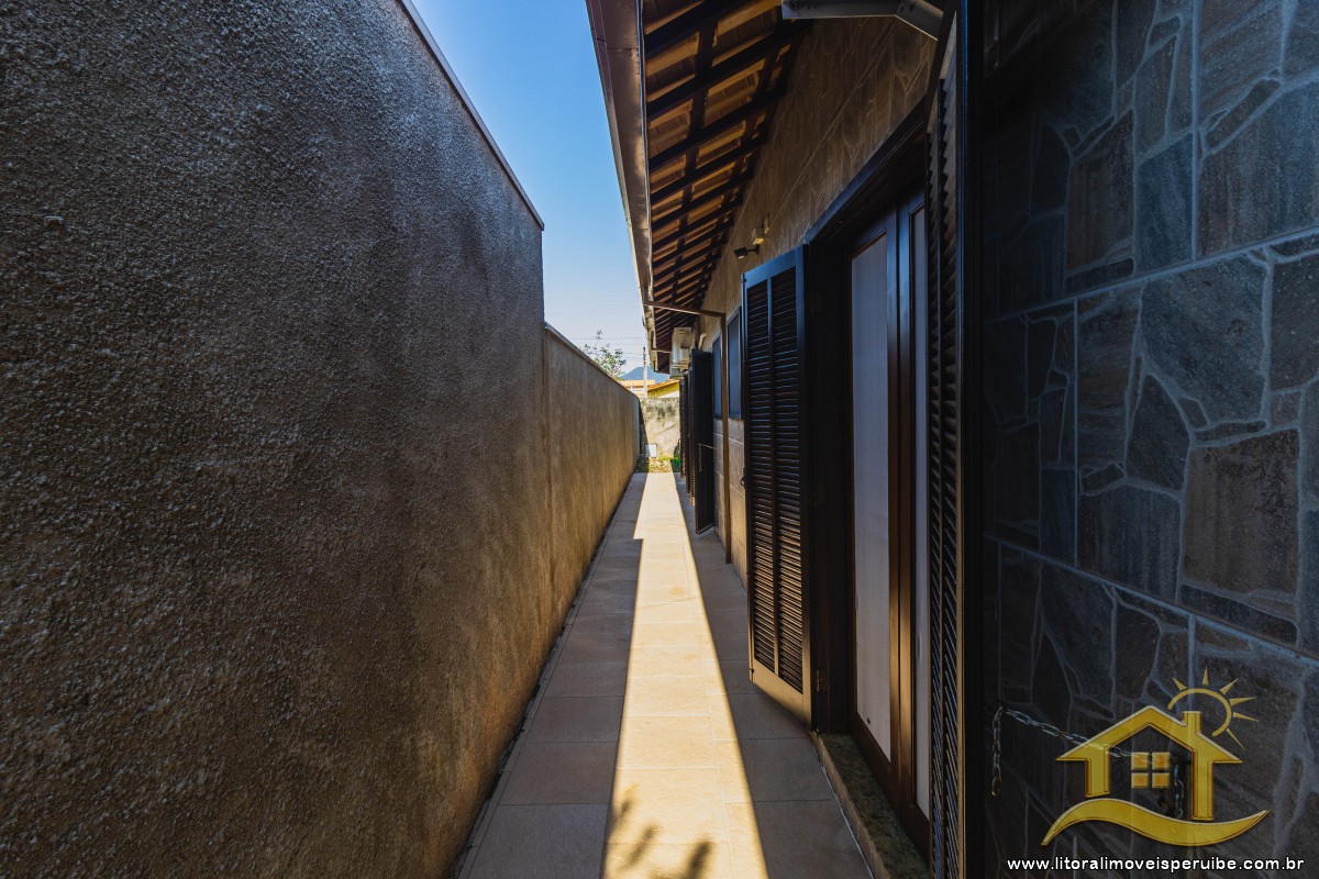 Casa no bairro Oásis, Lado Linha