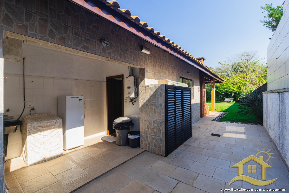 Casa no bairro Oásis, Lado Linha