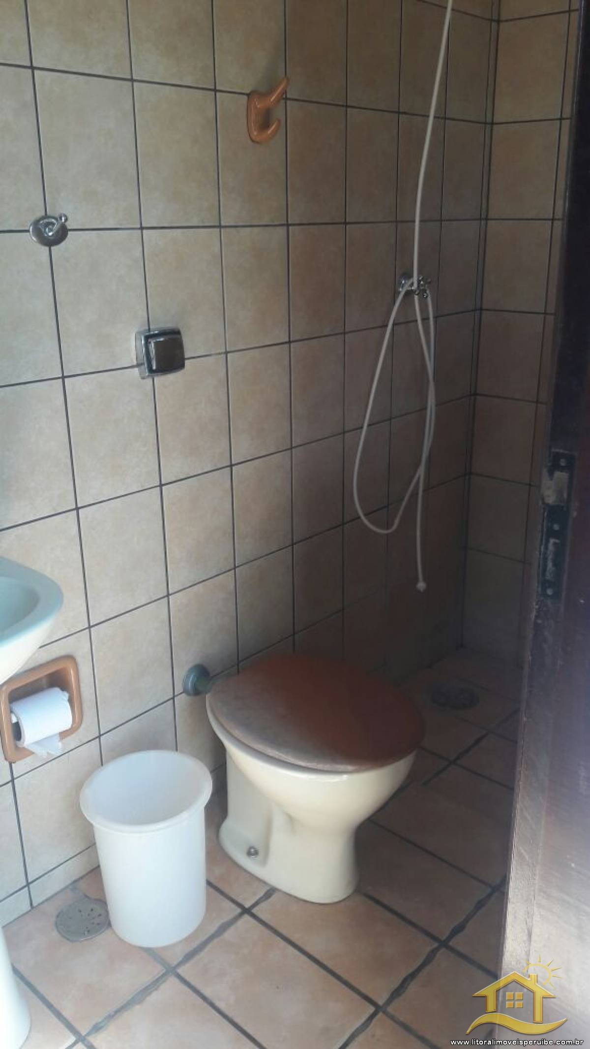 Casa no bairro Arpoador, Lado Linha