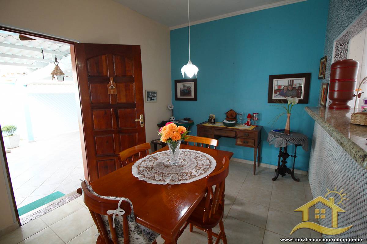 Casa no bairro Centro, Lado Linha