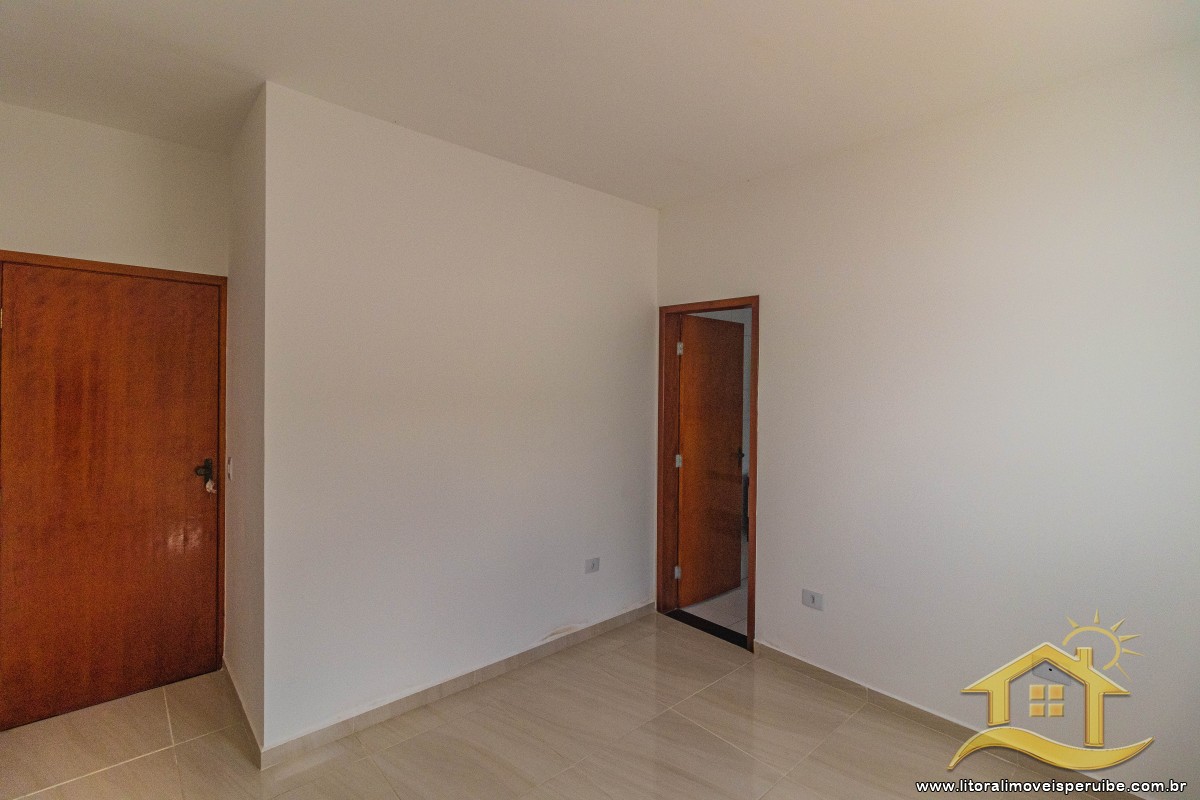 Casa no bairro Flora Rica III, Pós Linha