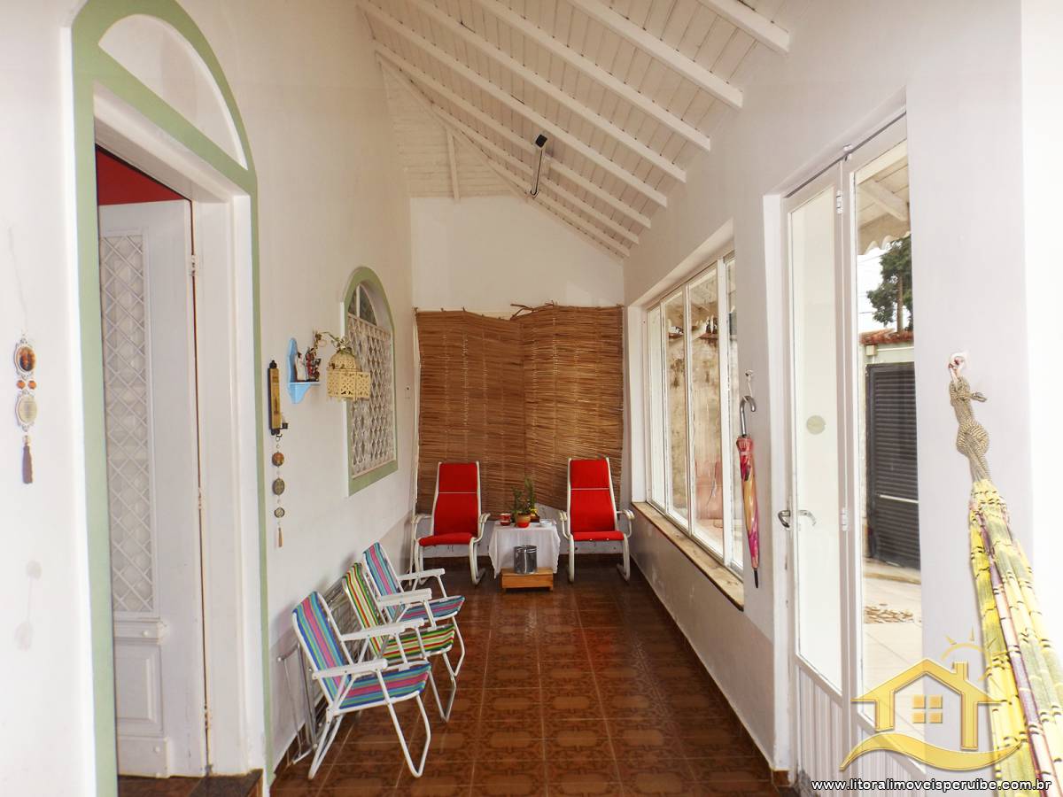 Casa no bairro Centro, Lado Linha