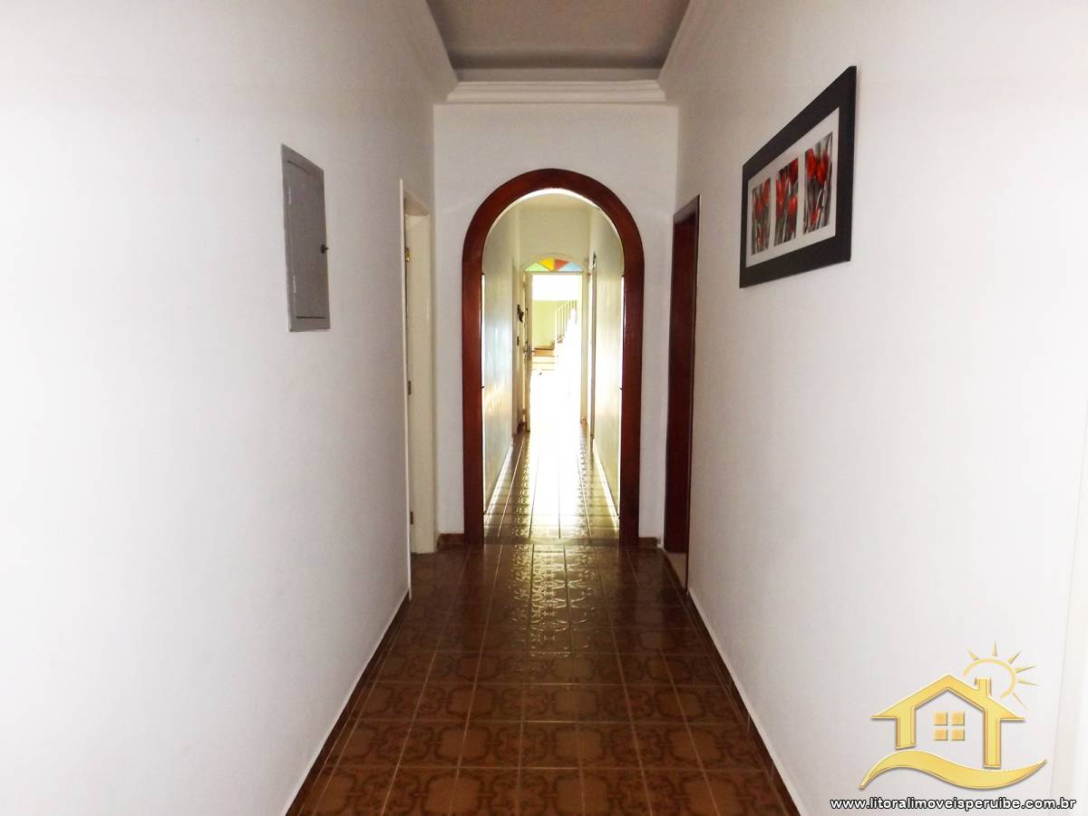 Casa no bairro Centro, Lado Linha