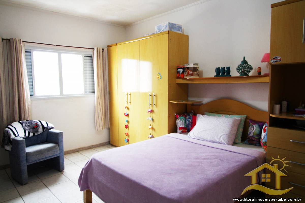 Casa no bairro Centro, Lado Linha
