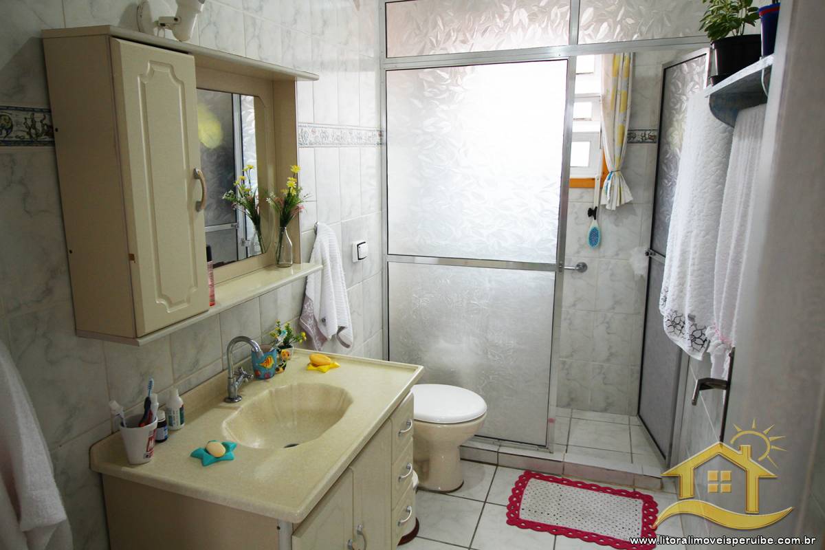 Casa no bairro Centro, Lado Linha