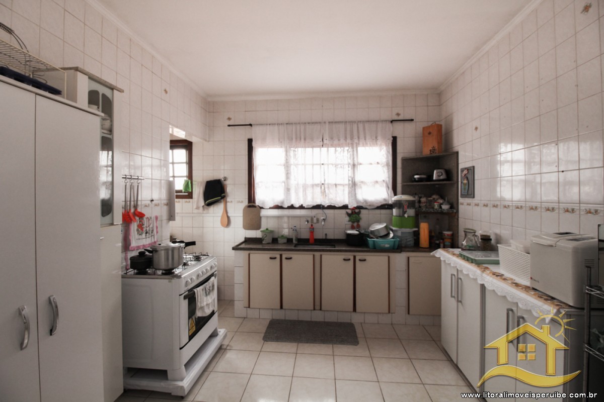 Casa no bairro Centro, Lado Linha