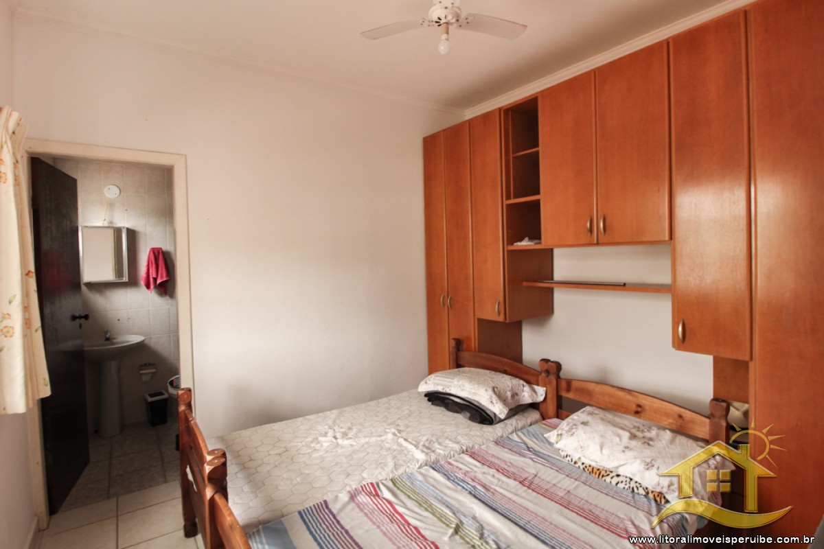 Casa no bairro Centro, Lado Linha