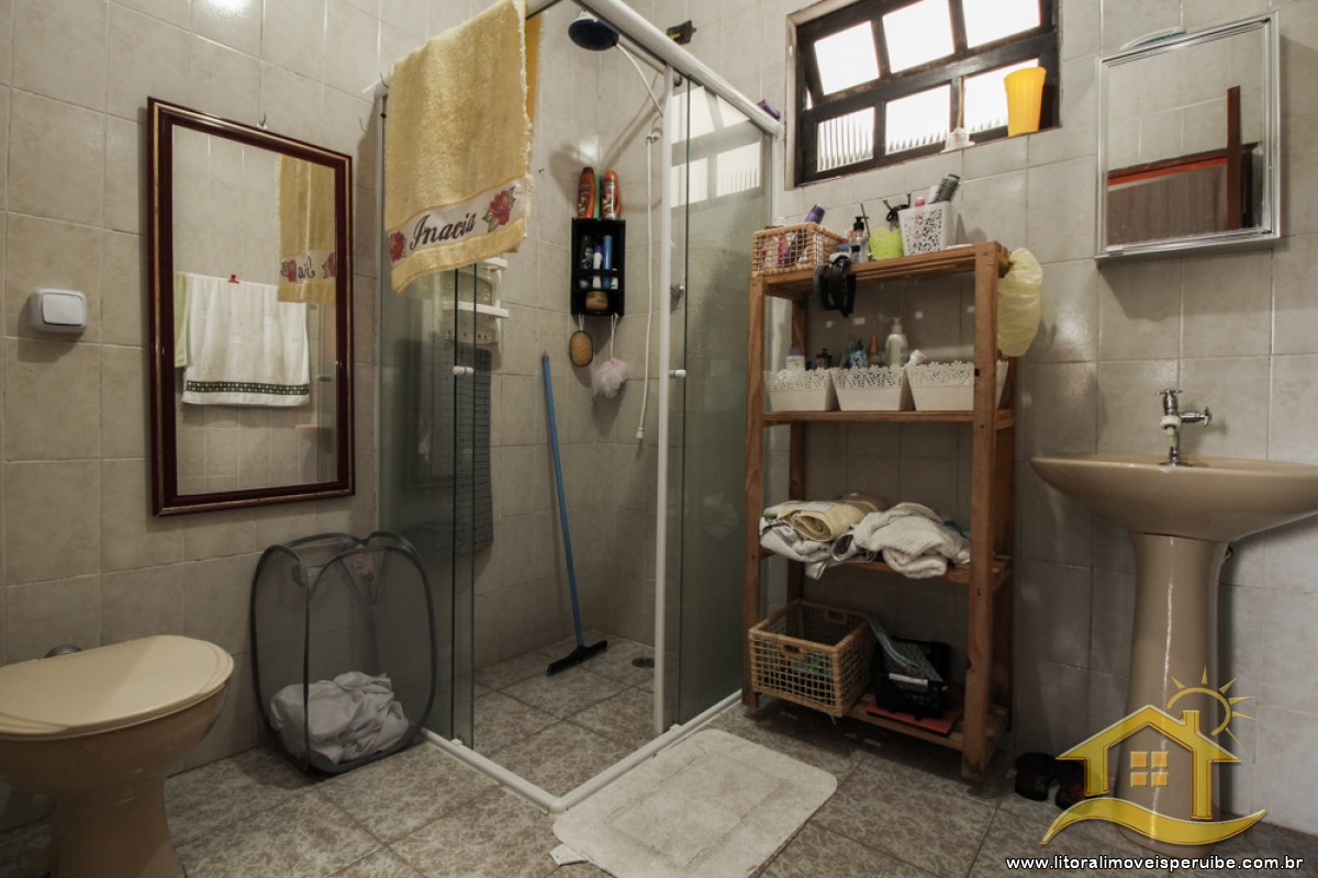Casa no bairro Centro, Lado Linha