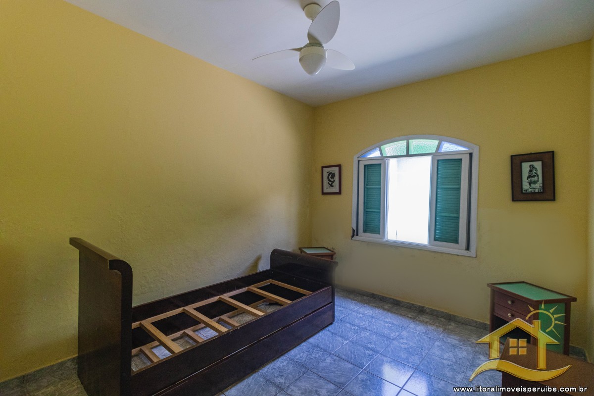 Casa no bairro Jardim Peruíbe, Pós Linha