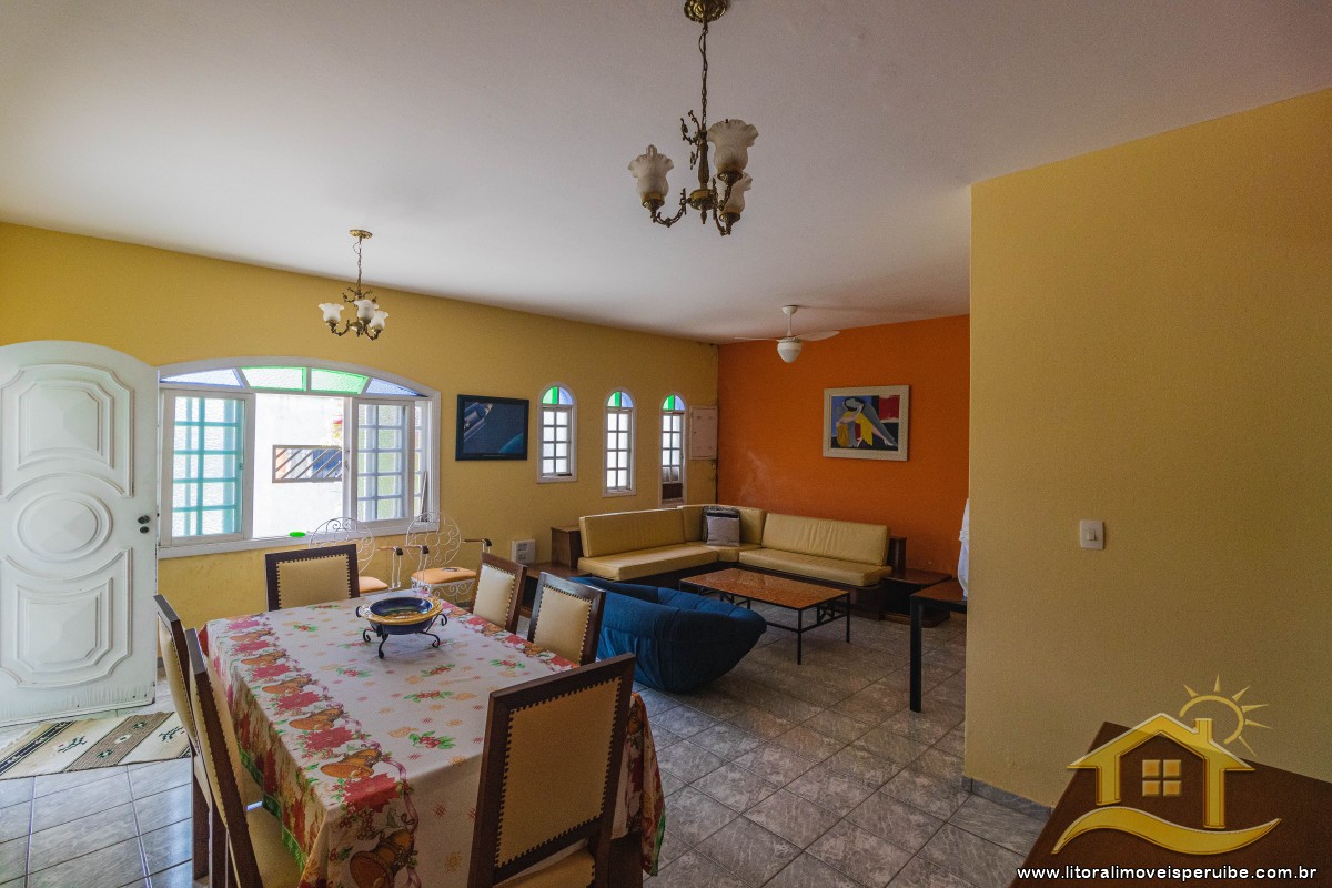 Casa no bairro Jardim Peruíbe, Pós Linha