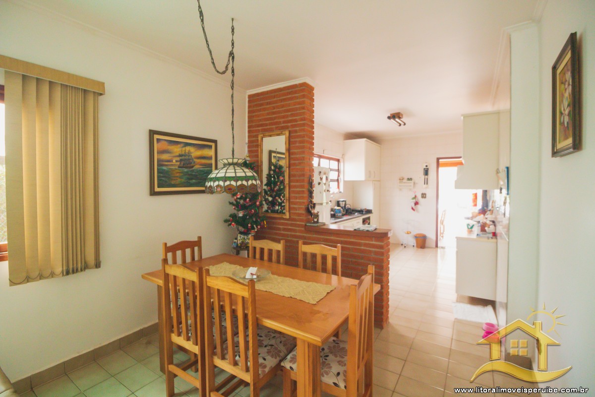 Casa no bairro Bougainvillée II, Lado Linha