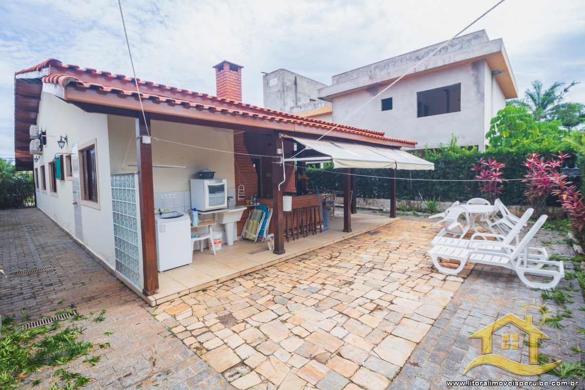 Casa no bairro Bougainvillée II, Lado Linha