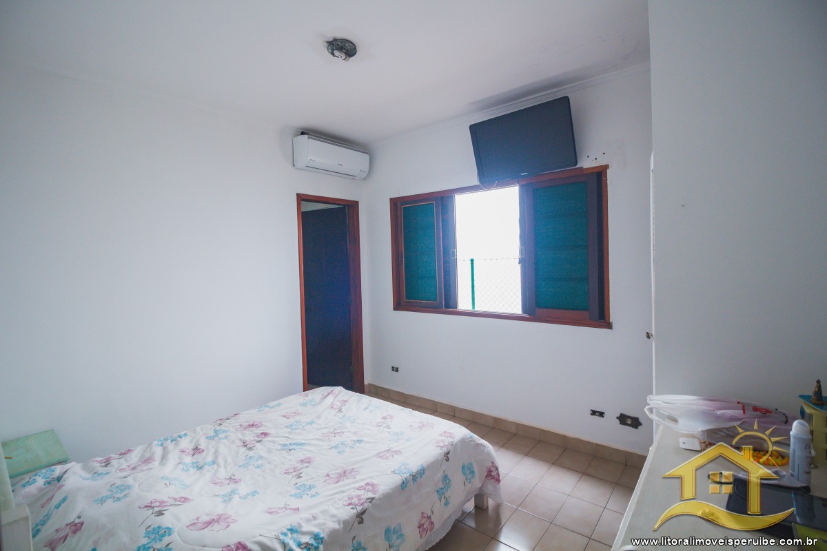 Casa no bairro Bougainvillée II, Lado Linha