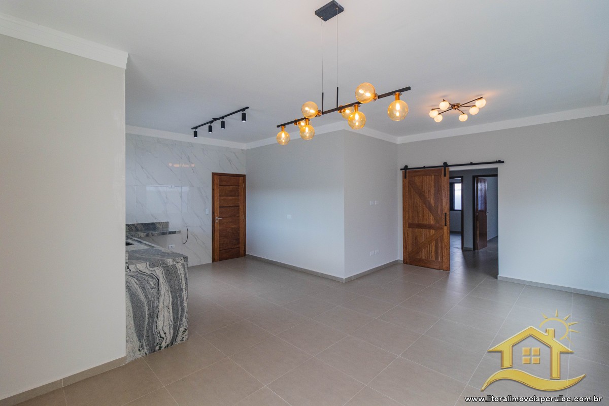 Casa no bairro Jardim Márcia, Lado Linha