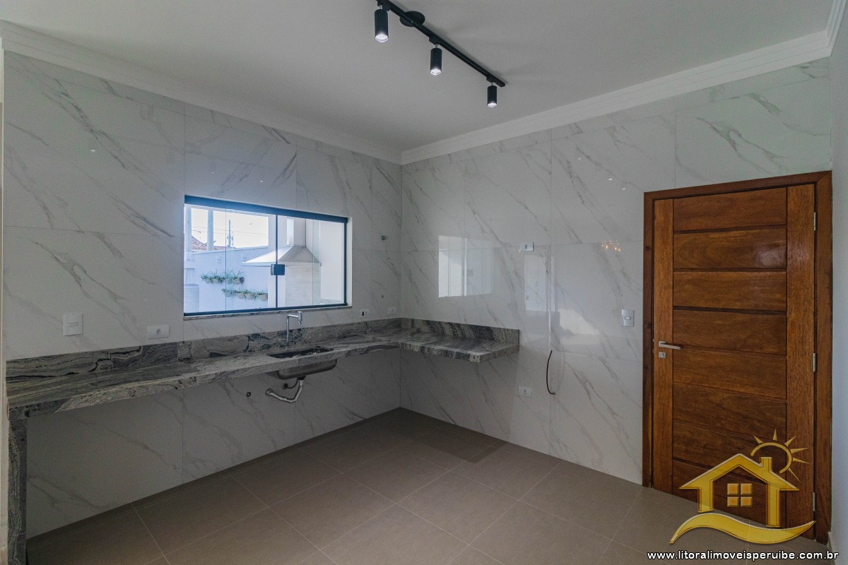 Casa no bairro Jardim Márcia, Lado Linha