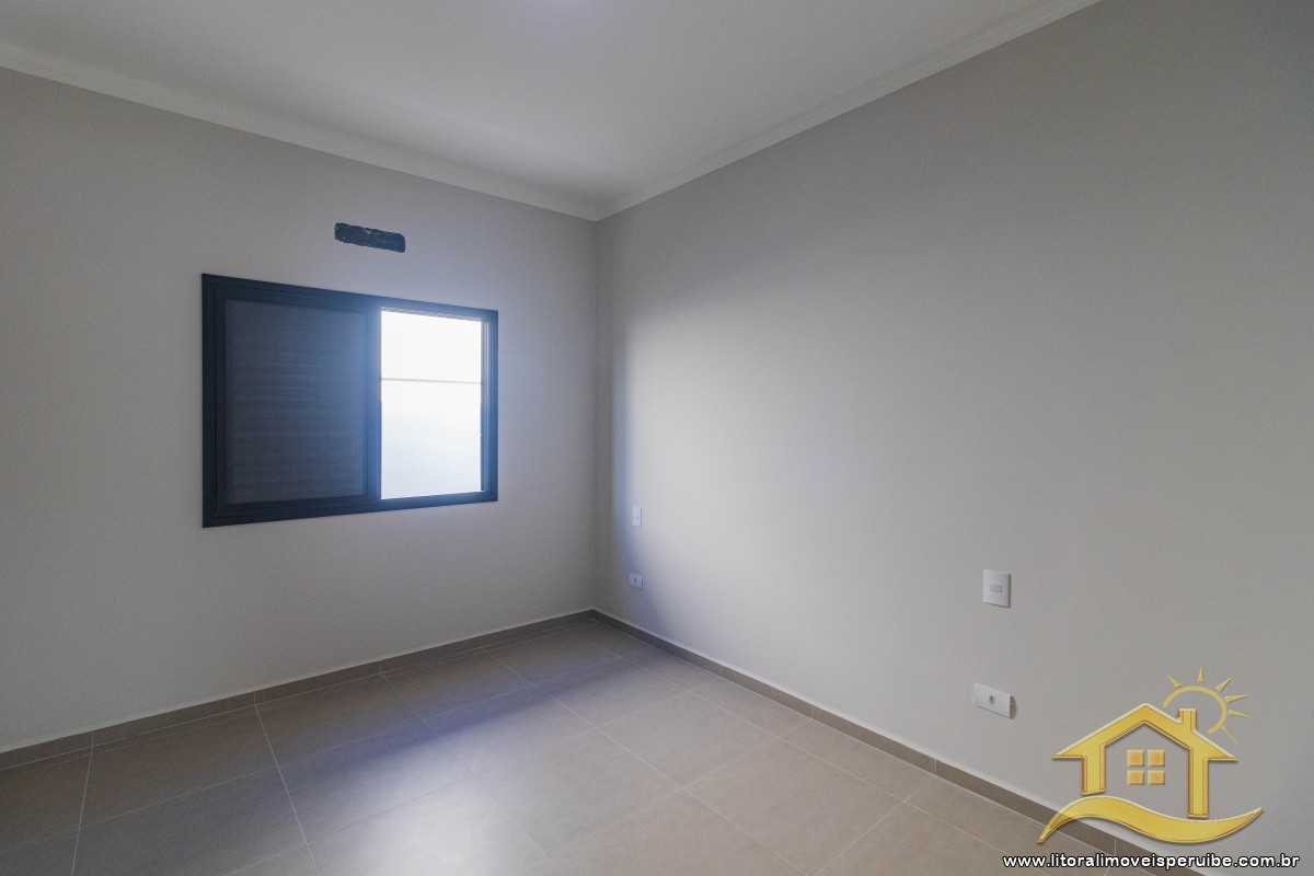 Casa no bairro Jardim Márcia, Lado Linha