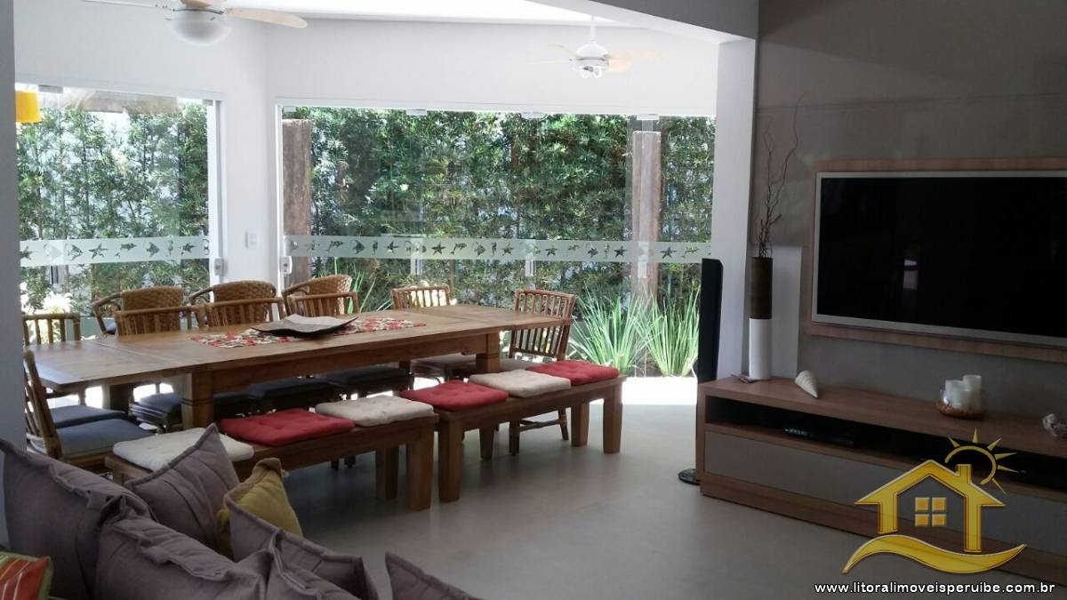 Casa no bairro Bougainvillée II, Lado Linha