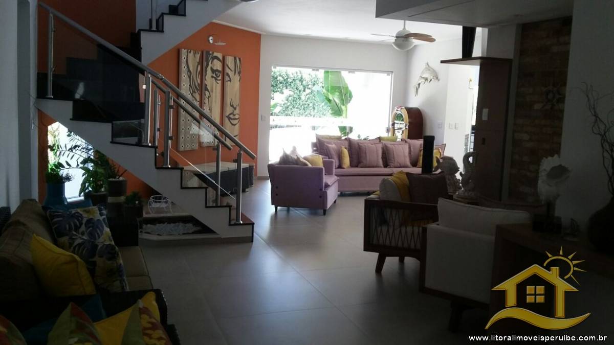 Casa no bairro Bougainvillée II, Lado Linha