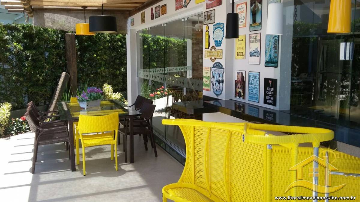 Casa no bairro Bougainvillée II, Lado Linha