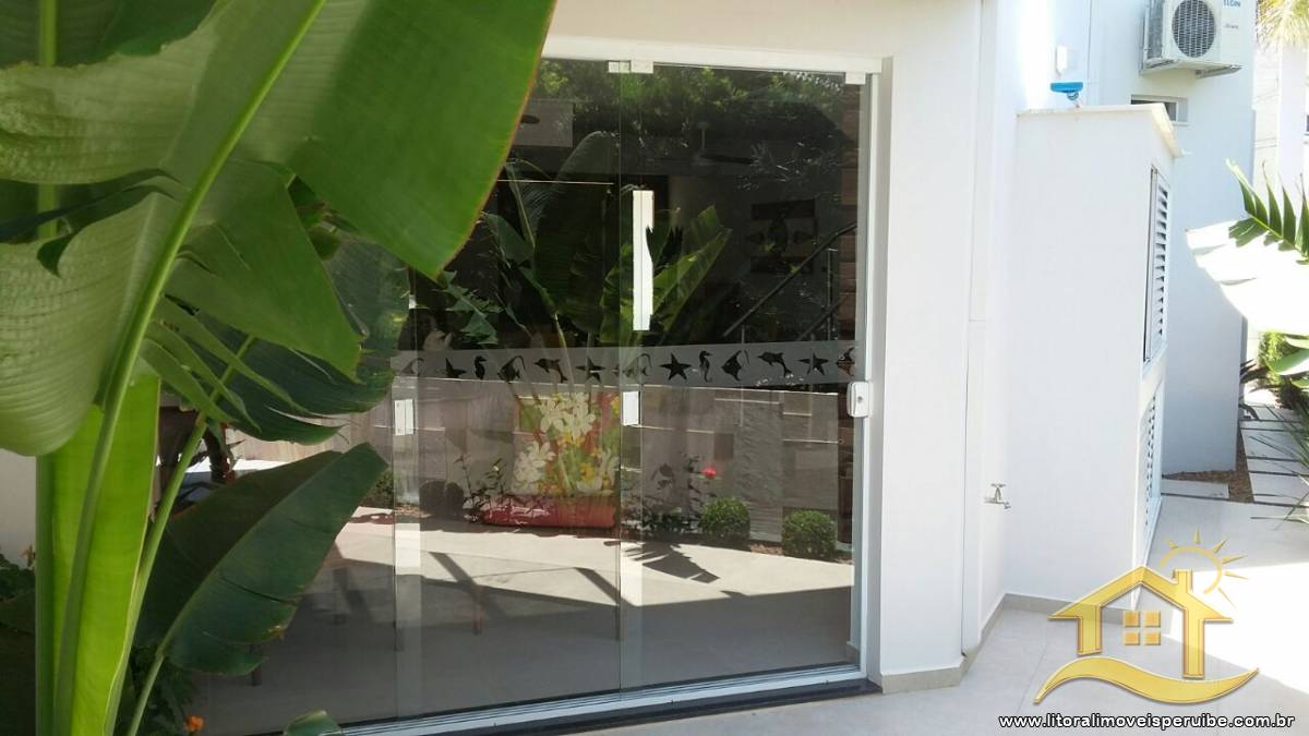 Casa no bairro Bougainvillée II, Lado Linha