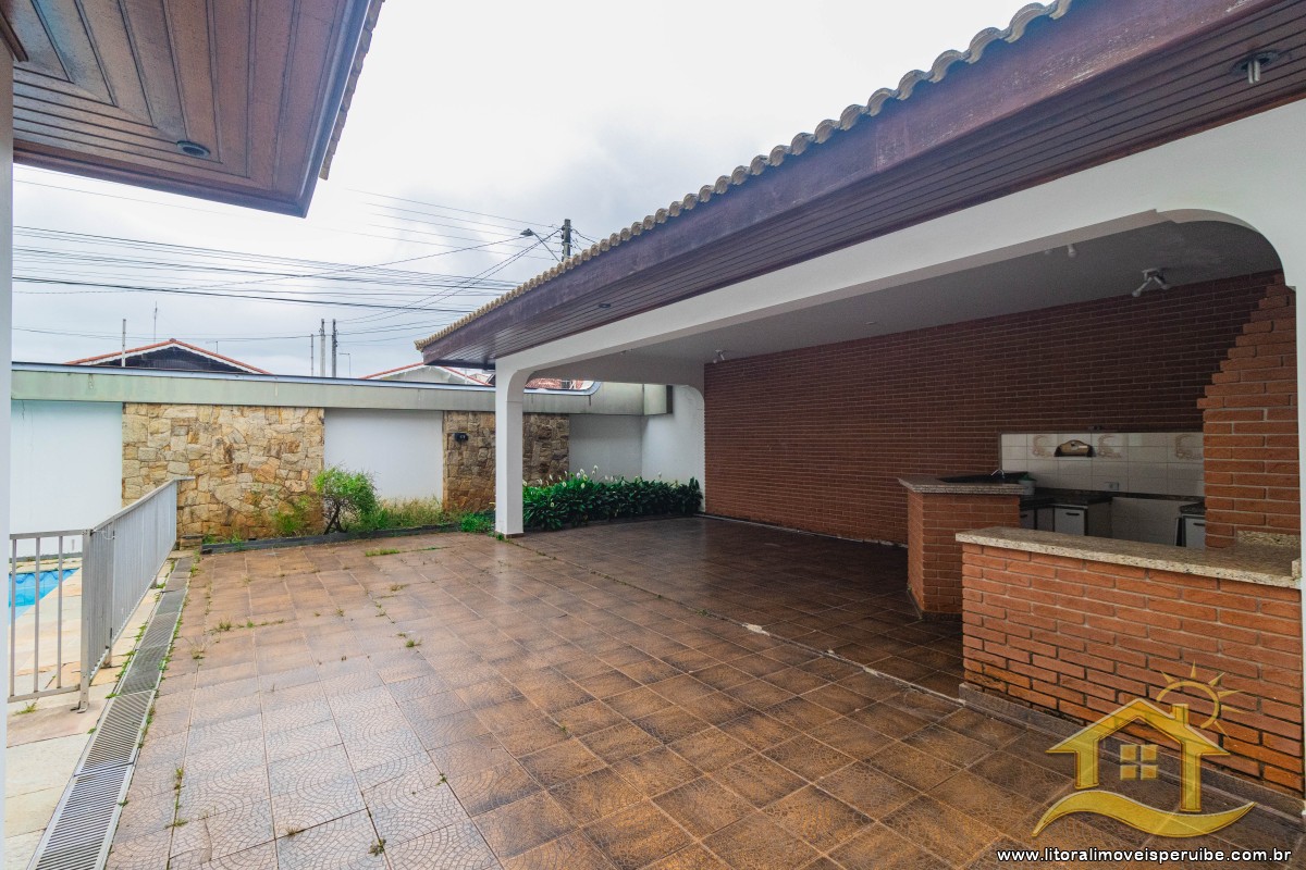 Casa no bairro Centro, Lado Linha