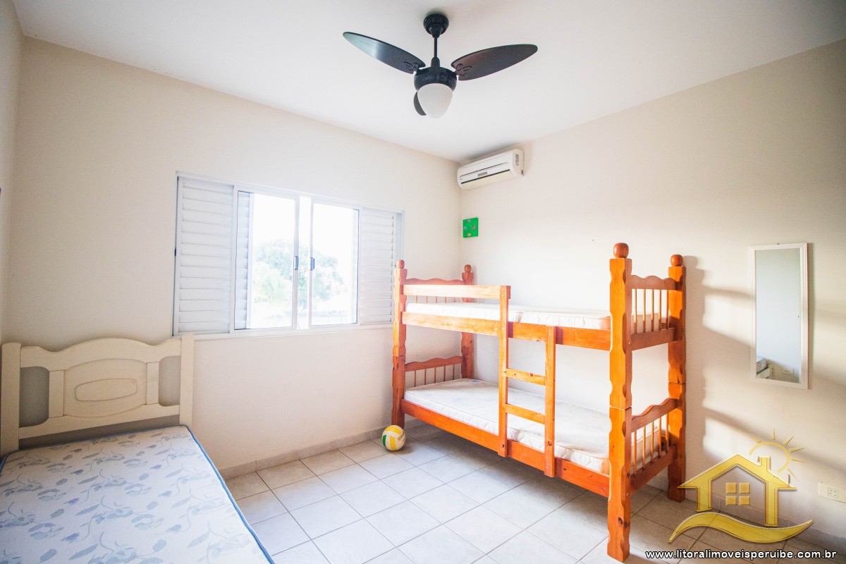 Casa no bairro Bougainvillée III, Lado Linha