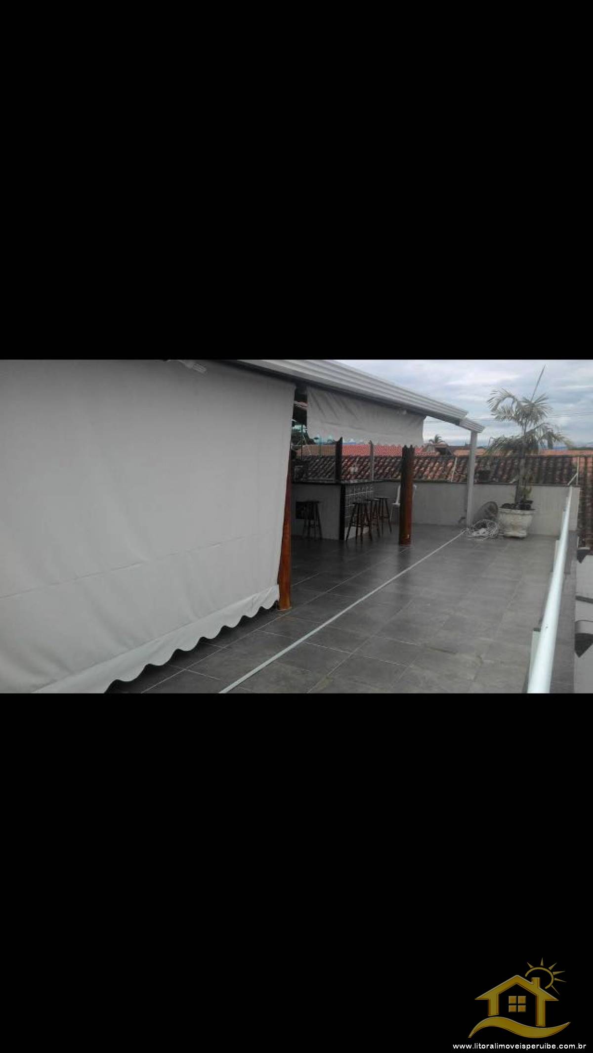 Casa no bairro Arpoador, Lado Linha