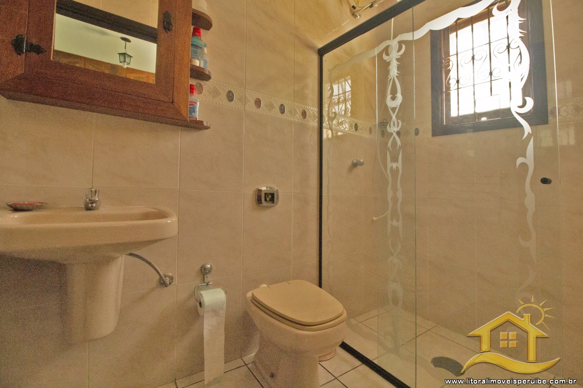 Casa no bairro Centro, Lado Linha