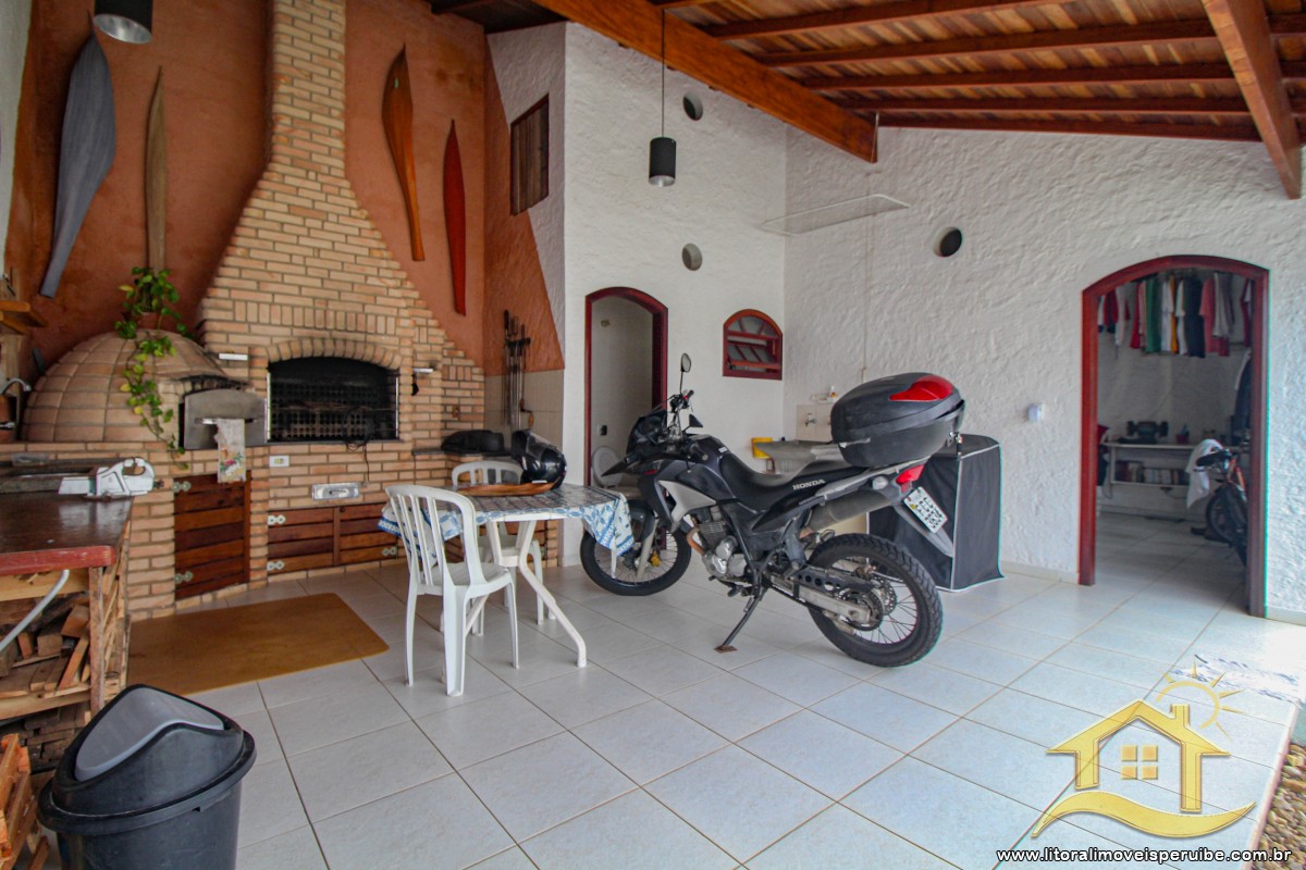 Casa no bairro Maria Helena Novaes, Lado Linha